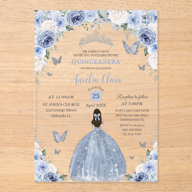 Baby Blue White Floral Princess Quinceañera XV 16 Acryleinladungen (Vorderseite)
