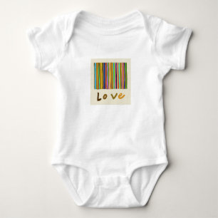 Baby-Body mit 'Love'-Design Baby Strampler