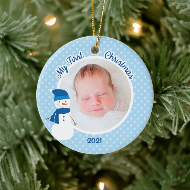 Baby Boy Blue Snowman Erstes Weihnachtsfest Foto Keramikornament (Baum)