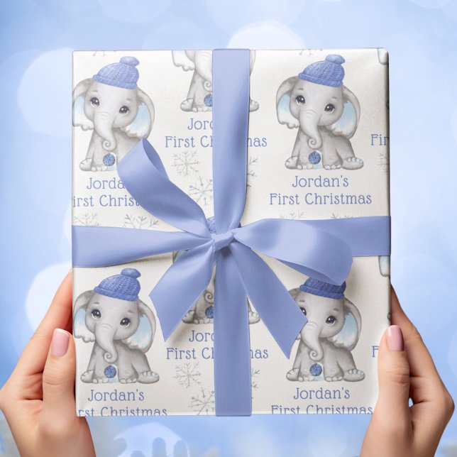 Baby Boy First Christmas Elephant Blue Snow Name Geschenkpapier Set (Von Creator hochgeladen)