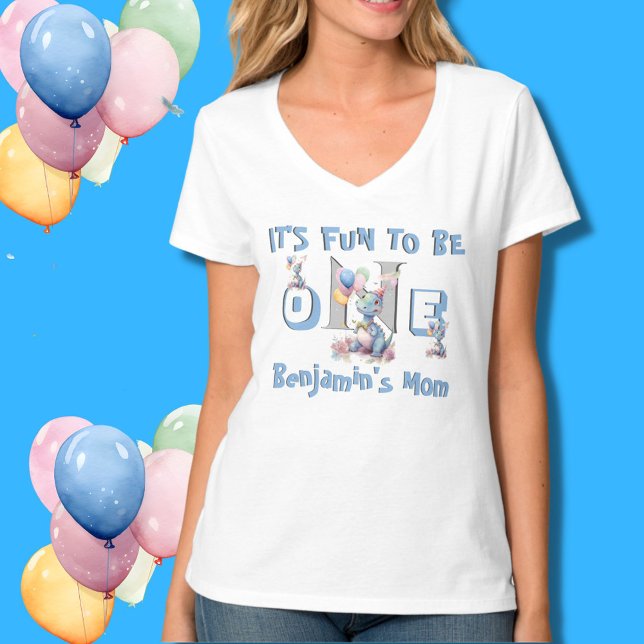 Baby Boy' Mama Name Eine Niedliche Dinosaurier T-Shirt (Von Creator hochgeladen)