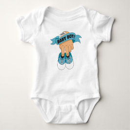 Baby Boy Shoe Banner – A Cute and Classic Welcome Strampler