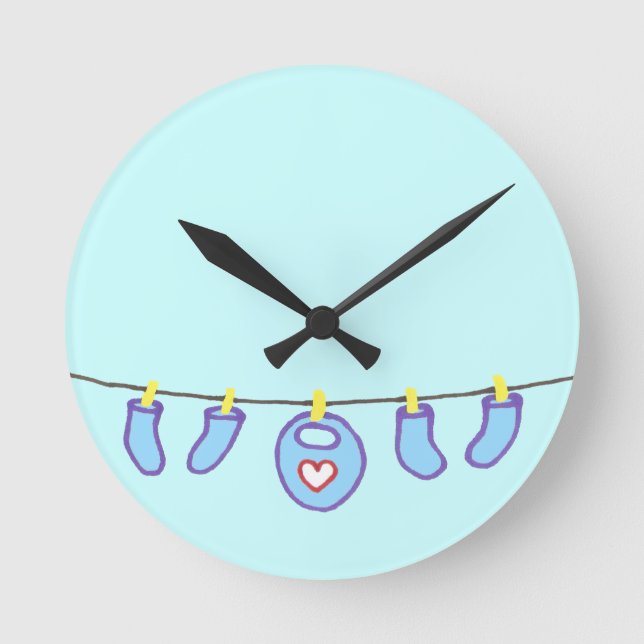Baby Boy Wäsche Es ist ein Junge! Personalisiert Runde Wanduhr (Vorderseite)