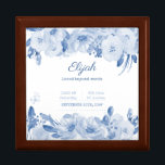 Baby Boys Birne Stats Blue Floral Keepake Erinnerungskiste<br><div class="desc">Liebliche kleine Sake-Box für ein Baby-Jungs-Kinderzimmer. Das Blumendesign ist mit Blume in Blautönen gestaltet. Die Vorlage ist Set für Sie, um den Namen und Geburtsdaten des Babys, einschließlich Geburtsdatum und Geburtsdatum, Gewicht und Länge hinzuzufügen. Sie können auch Ihren eigenen Text hinzufügen (wie z.B. geliebte jenseits von Worten). Bitte stöbern Sie...</div>