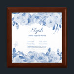 Baby Boys Birne Stats Blue Floral Keepake Erinnerungskiste<br><div class="desc">Liebliche kleine Sake-Box für ein Baby-Jungs-Kinderzimmer. Das Blumendesign ist mit Blume in Blautönen gestaltet. Die Vorlage ist Set für Sie, um den Namen und Geburtsdaten des Babys, einschließlich Geburtsdatum und Geburtsdatum, Gewicht und Länge hinzuzufügen. Sie können auch Ihren eigenen Text hinzufügen (wie z.B. geliebte jenseits von Worten). Bitte stöbern Sie...</div>