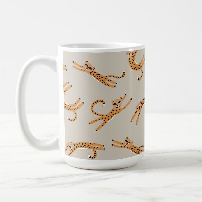 Baby Cheetah Stretches Orange und Taupe Tasse (Links)