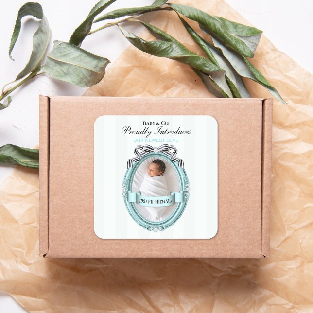 Baby & Co Baby Photo  Quadratischer Aufkleber (Von Creator hochgeladen)