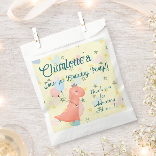 Baby Dino Birthday Party Geschenktütchen (Ausgeschnitten)