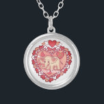 Baby Elephant Liebe Necklace Versilberte Kette<br><div class="desc">Baby Elephant Liebe Necklace von ArtMuvz Illustration. UM PERSONALISIEREN, fügen Sie Ihren Namen hinzu oder fügen Sie stattdessen Text hinzu. Matching Elefant T - Shirt, Bekleidung und Geschenke, Totenbeutel, Tasse. Elefant T - Shirt, Valentinstag Geschenke und Bekleidung. Machen Sie sich mit unseren festlichen Geschenken und romantischen Kleidung zum Valentinstag fertig!...</div>