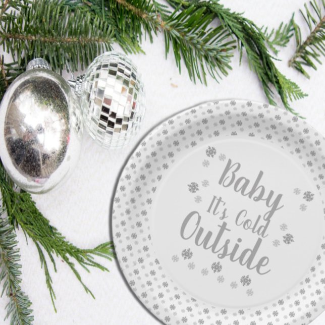 Baby Es ist kalt draußen Papierplatte Pappteller (Von Creator hochgeladen)