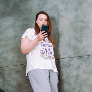 Baby fällig im Mai Lila Wasserfarbe Tri-Blend Shirt