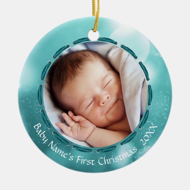 Baby First Christmas Aquamarin Bokeh Personalisier Keramikornament (Vorne)