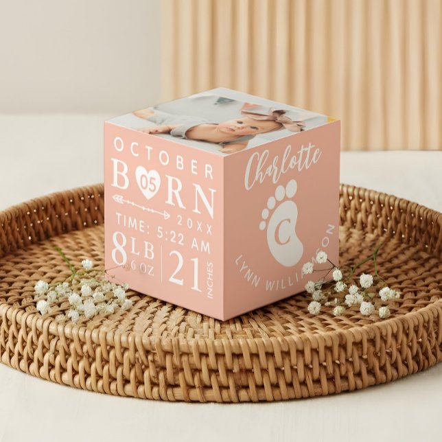 Baby Foto Keepake & Birth Stats Pink Monogram Würfel (Baby Photo Keepsake & Birth Stats Pink Monogram Cube)