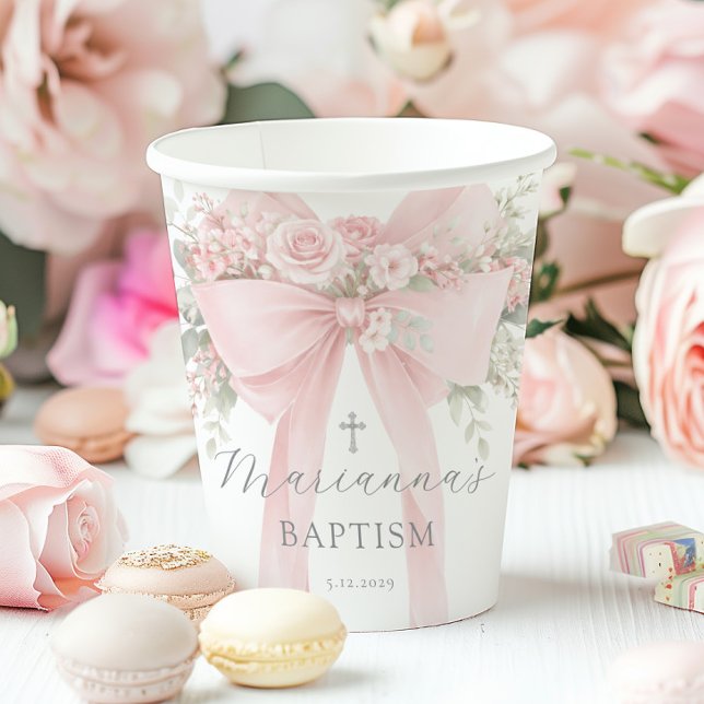 Baby Girl Baptism Floral Blush Pink Bow Pappbecher (Von Creator hochgeladen)