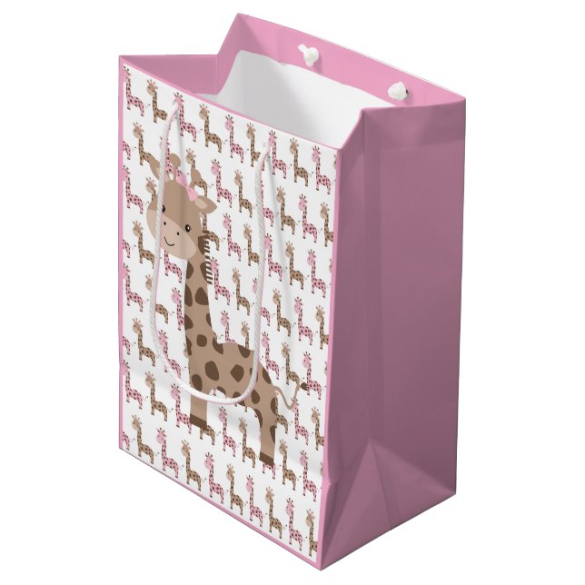 Baby Girl Giraffe Mittlere Geschenktüte (Vorderseite Schrägansicht)