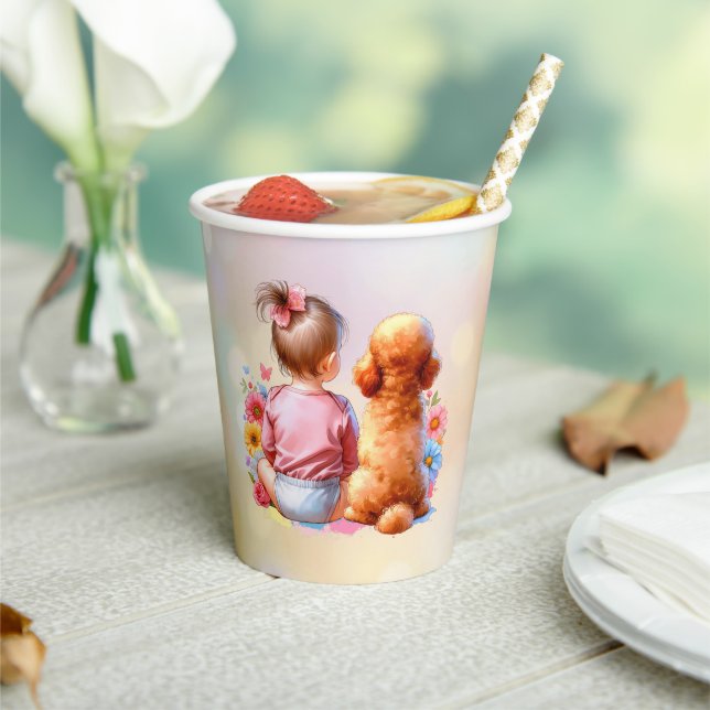 Baby Girl und Apricot Poodle Pappbecher (In Situ)