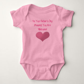 Baby Girl Vatertag Herz Strampler