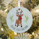 Baby Girls First Christmas Rudolph Reindeer & Snow Ornament Aus Metall<br><div class="desc">Dieses skurrile Weihnachtsgeschmuck-Design bietet einen einzigartigen und niedlichen Rudolph Rentier mit Blume,  sowie Platz für Sie,  um das Objekt mit dem Namen,  dem Jahr,  und dem Foto Ihres kleinen Mädchens zu personalisieren. Der perfekte geschlechtsneutrale Sake für das erste Weihnachtsfest Ihres Kleinen oder für ein rentierliebendes Kind!</div>