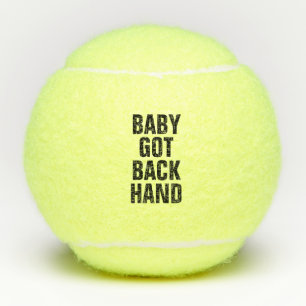Baby got zurück Hand Tennisbälle