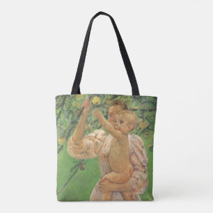 Baby greift nach einem Apfel von Mary Cassatt