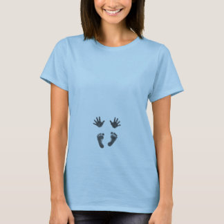 Baby-Hände und Füße Mutterschafts-Shirt- T-Shirt