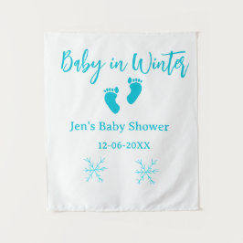 Baby im Winter duschen blaue Babyfüße Schneeflocke Wandteppich