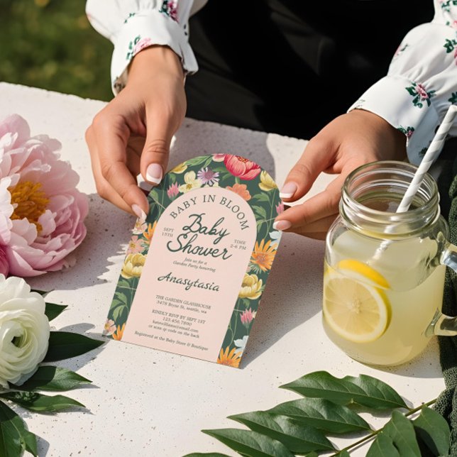 Baby in Bloom Arch Bold Blumengarten Babydusche Einladung (Baby in Bloom Arch Bold Floral Garden Baby Shower Invitation)