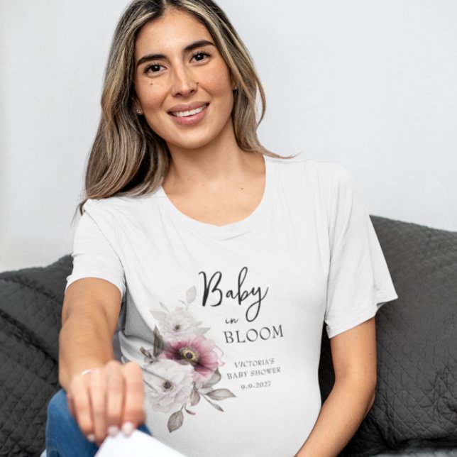Baby in Bloom Baby Shower T-Shirt (Von Creator hochgeladen)