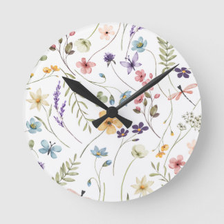 Baby in Bloom Garten Wildblume Runde Wanduhr