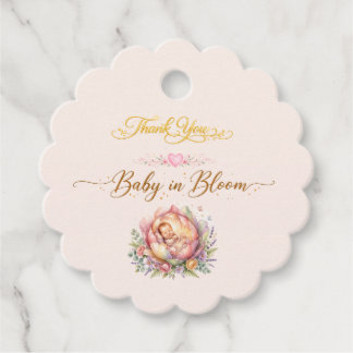 Baby in Bloom Geschenkanhänger
