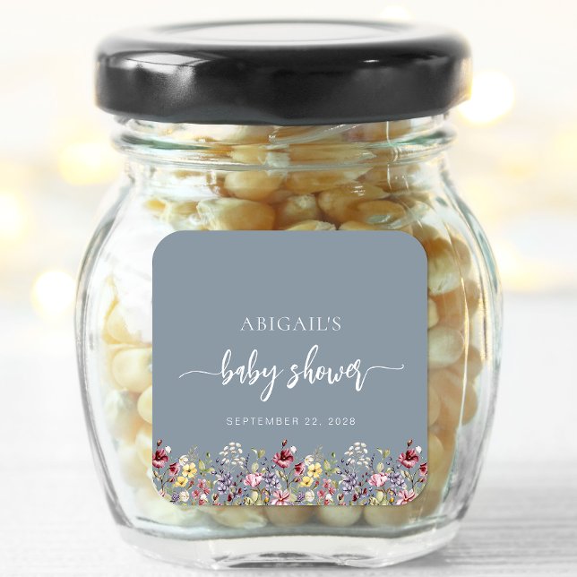 Baby in Bloom Wildblumen Dusty Blue Baby Dusche Quadratischer Aufkleber (Von Creator hochgeladen)