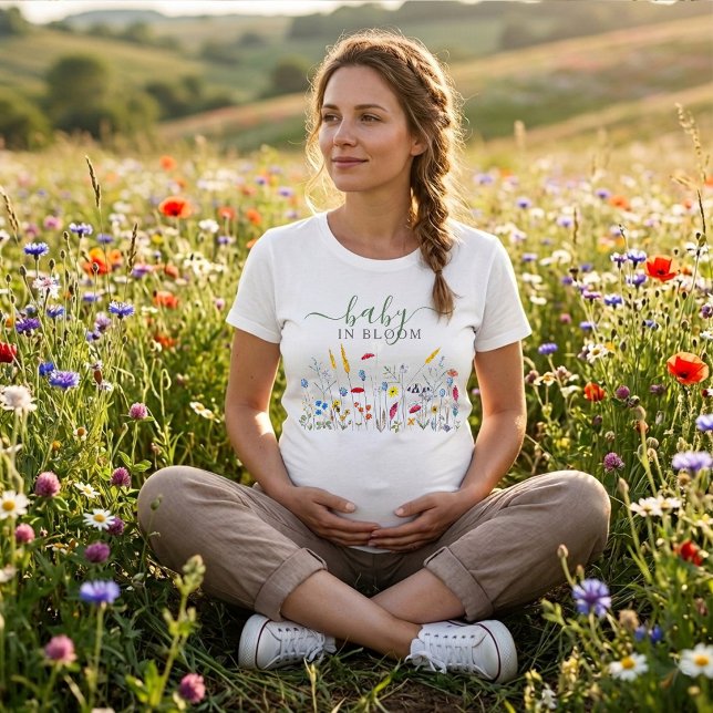 Baby in Bloom Wildflower Meadow Baby Shower T-Shirt (Von Creator hochgeladen)