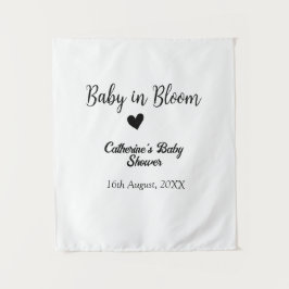 Baby in blühender Babydusche einfaches schwarzes H Wandteppich