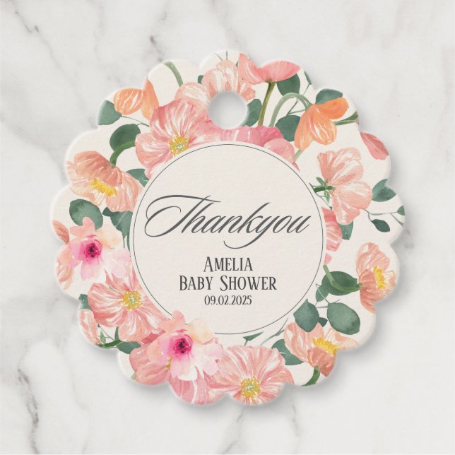 Baby in blühender, blumengeschmückter Babydusche D Geschenkanhänger (Vorderseite)