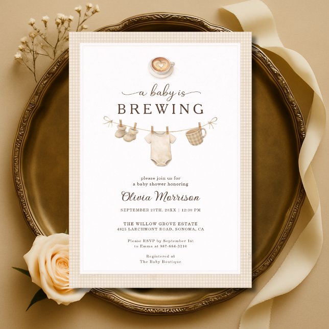 Baby is Brewing Coffee Clothesline Baby Shower Einladung (Von Creator hochgeladen)