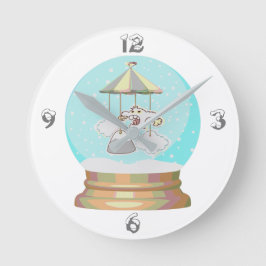 Baby Junge Winterschnee Yeti Schneedecke Runde Wanduhr
