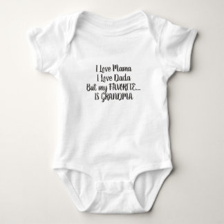 Baby-Liebe-Großmutter Baby Strampler