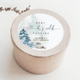 Baby mit kalter Außendusche Runder Aufkleber