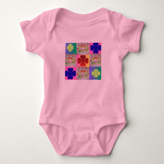 Baby Mutter Erde  Strampler