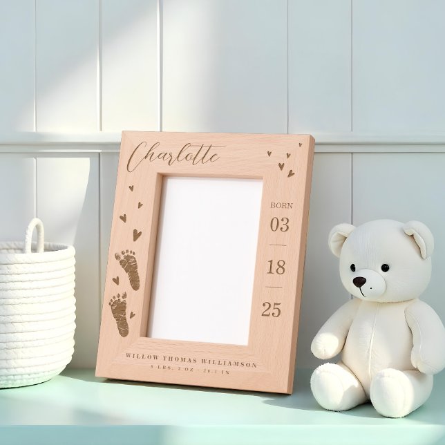Baby Name Script & Birth Stats Footprints & Hearts Geätzte Rahmen (Baby Name Script & Birth Stats Footprints & Hearts Etched Frames)
