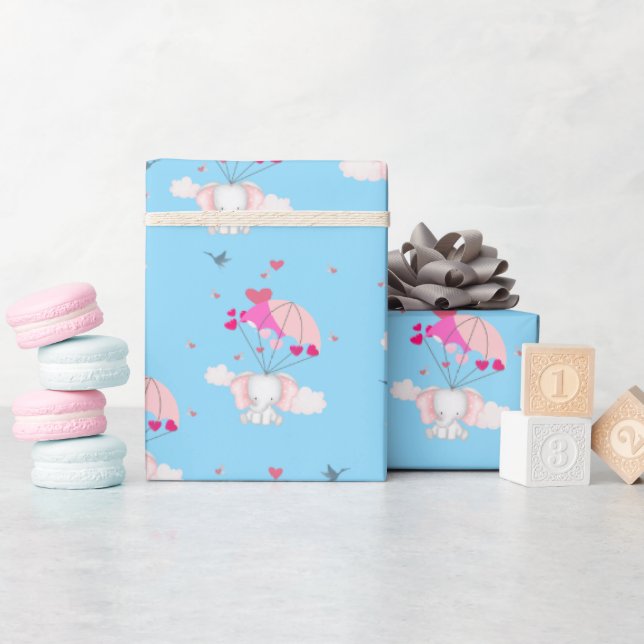 Baby Nelly on Blue Wrapping Paper Geschenkpapier (Babyparty)