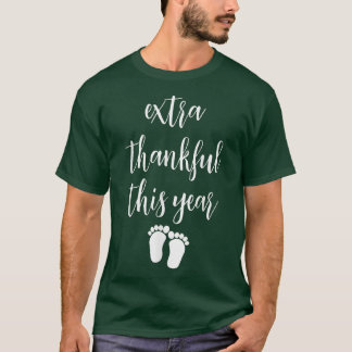Baby Niedlich Erntedank Schwangerschaft Ankündigun T-Shirt