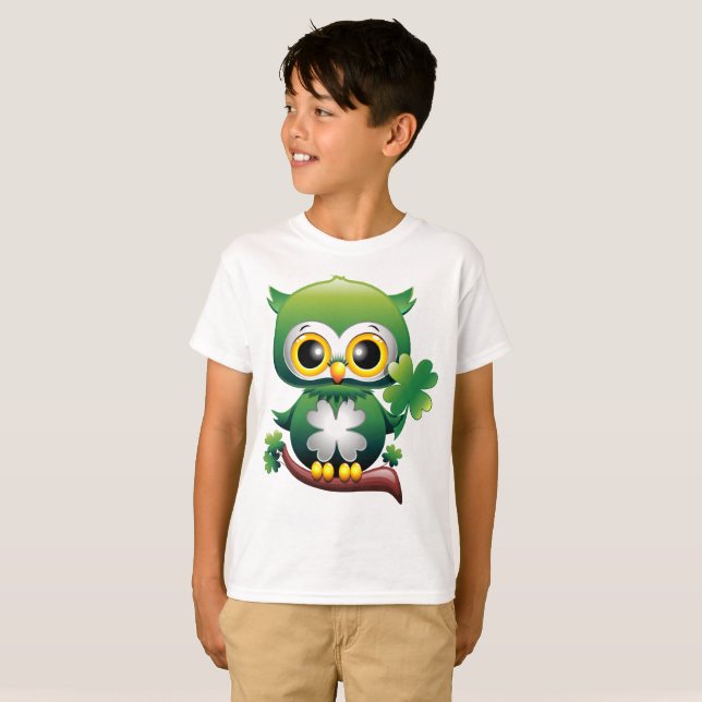 Baby Owl St Patrick Paddy Cartoon T-Shirt (Vorne ganz)