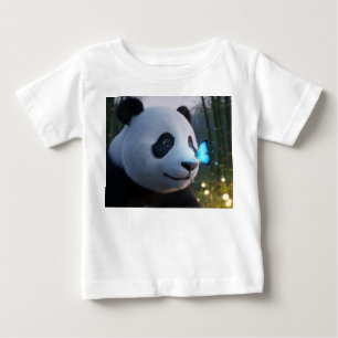 Baby Panda und leuchtend blaue Schmetterlinge T-shirt
