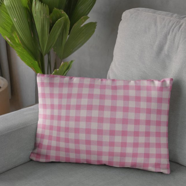 Baby Pink Gingham Dekokissen (Von Creator hochgeladen)
