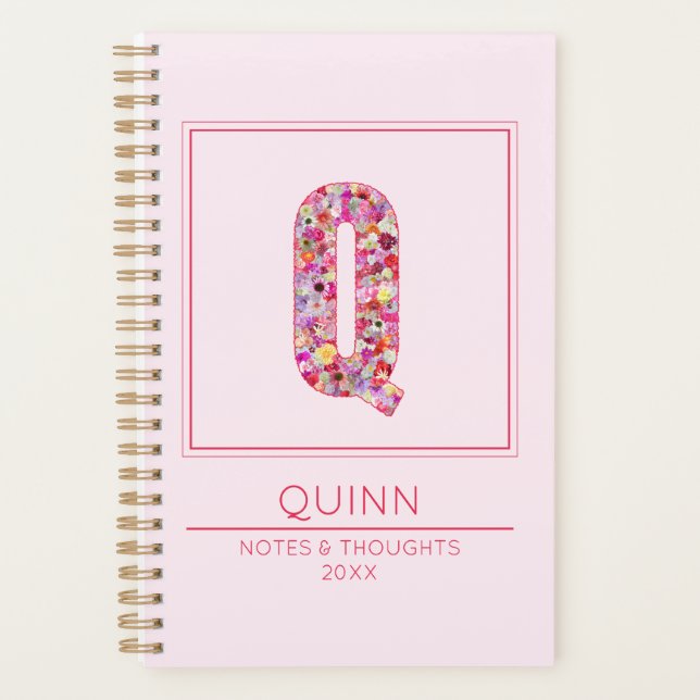 Baby Pink Monogrammed Name Letter Q Planer (Vorderseite)