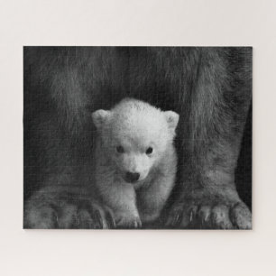 Baby Polar Bear mit Mutter, Schwarz und Weiß Puzzle