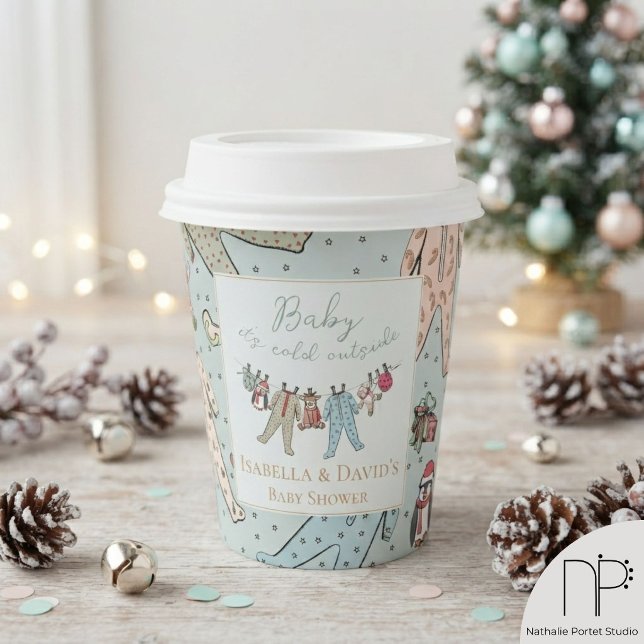 Baby seine kalte Außendusche Pappbecher (These light green winter baby shower paper cups feature hand-drawn illustrations for festive party)