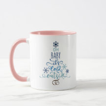 Baby seine kalte äußere Tasse