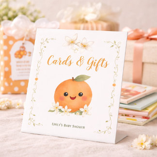 Baby Shower a Little Cutie Karten & Geschenke Sockelschild